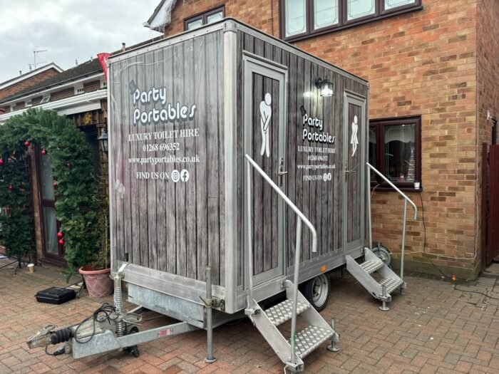 Luxury Toilet Trailer