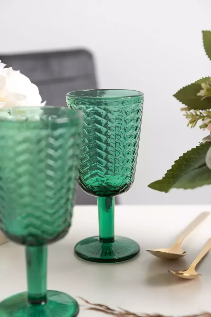 Green Vintage Wine Goblet x1 - Image 3